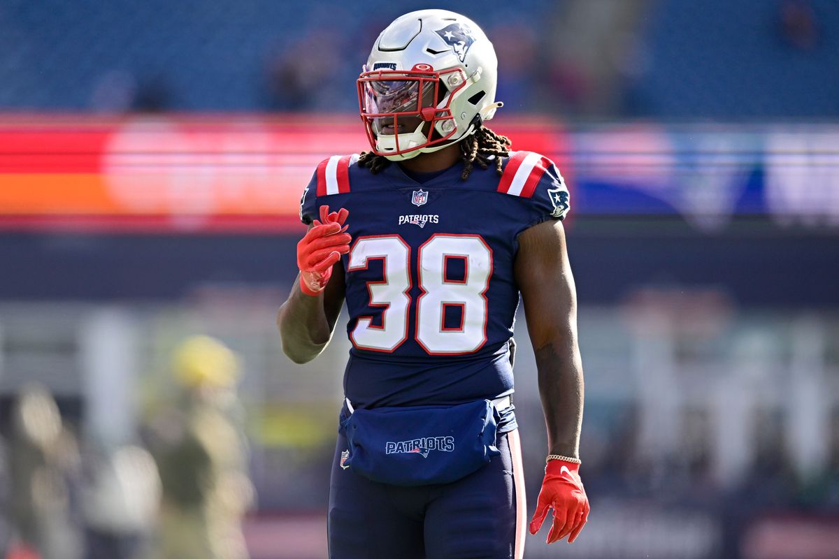 Fantasy football keeper leagues: 5 best running backs to keep in 2023