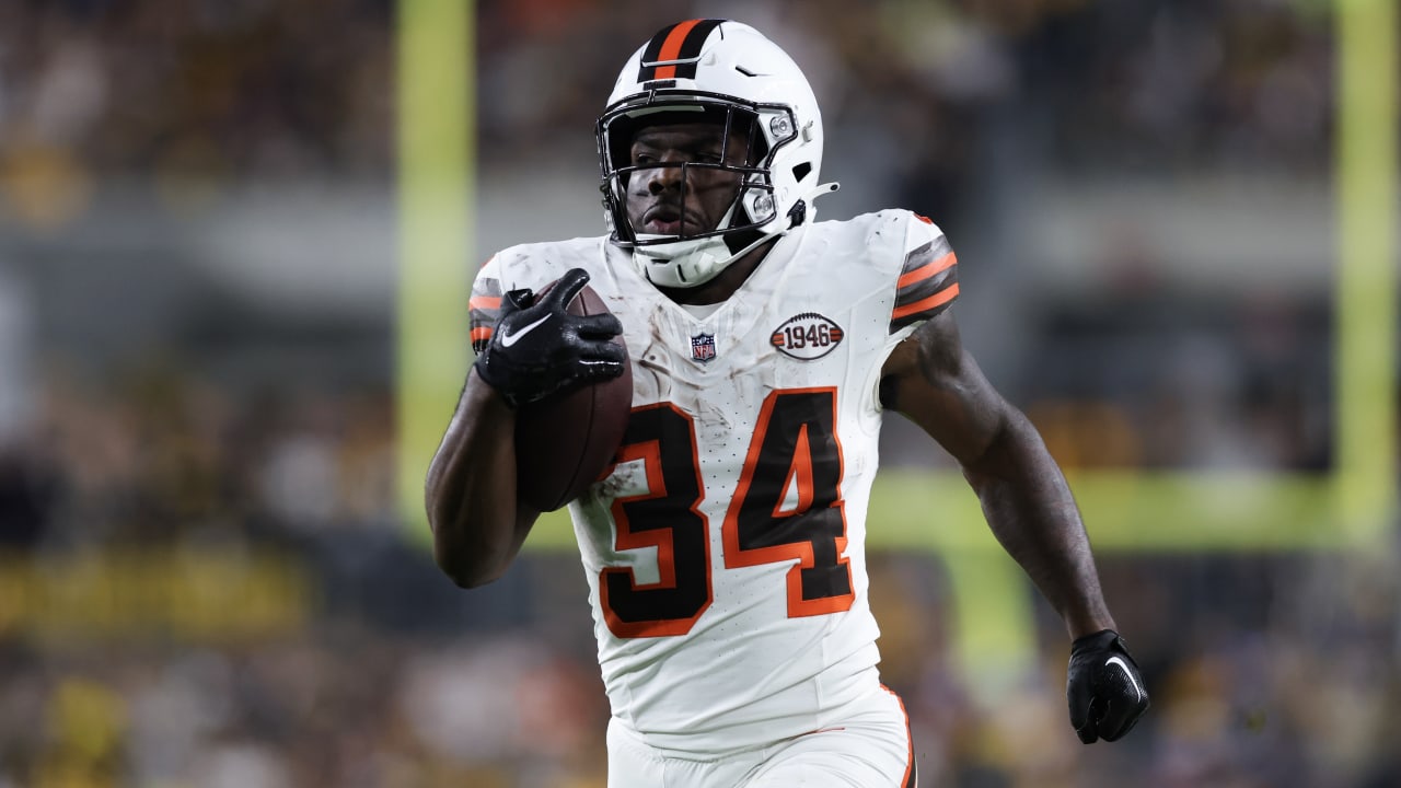 Buy Low, Sell High — Fantasy Football (Week 11)