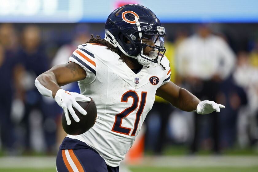 Week 10 — Top 24 RB Fantasy Football Rankings and Tiers