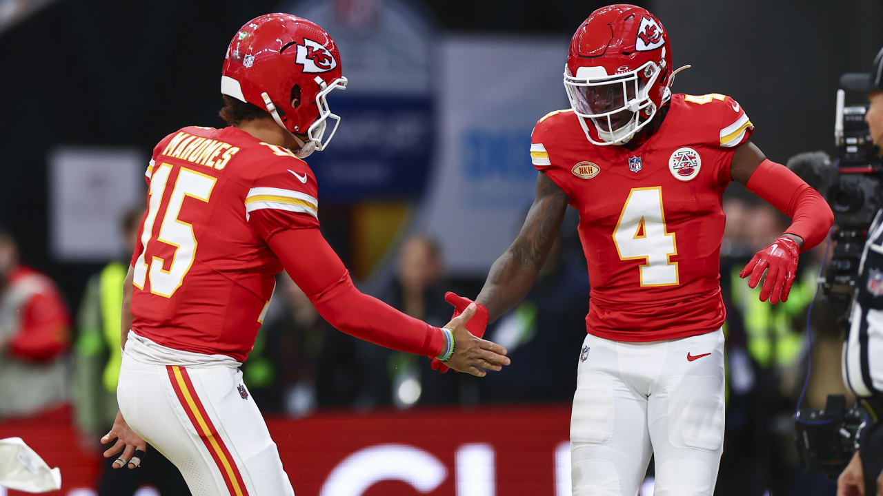 DraftKings DFS Picks for Super Bowl 58: Chiefs vs. 49ers