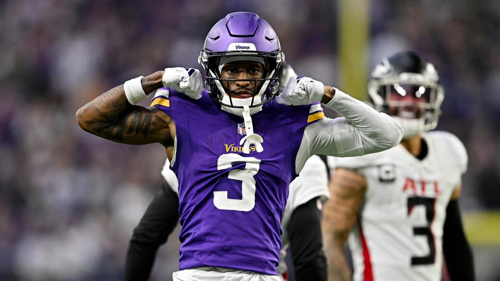 NFL Player Prop Bets Week 15 Bears vs. Vikings (MNF)