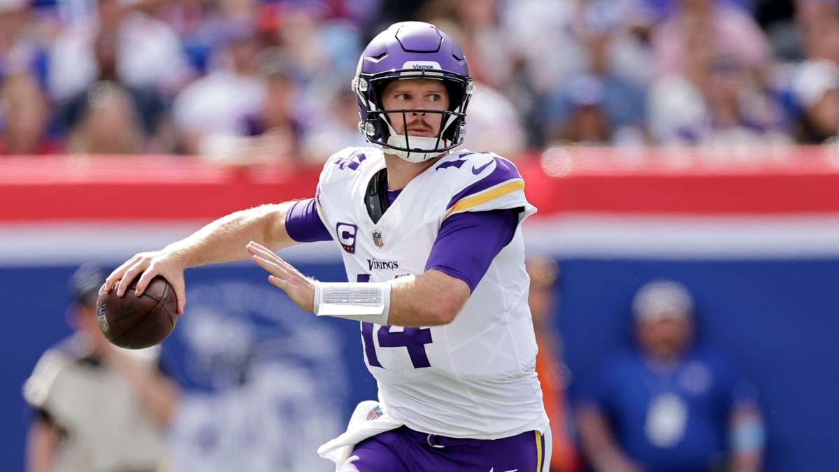 NFL Player Prop Bets Wild Card Weekend: MNF Vikings vs. Rams