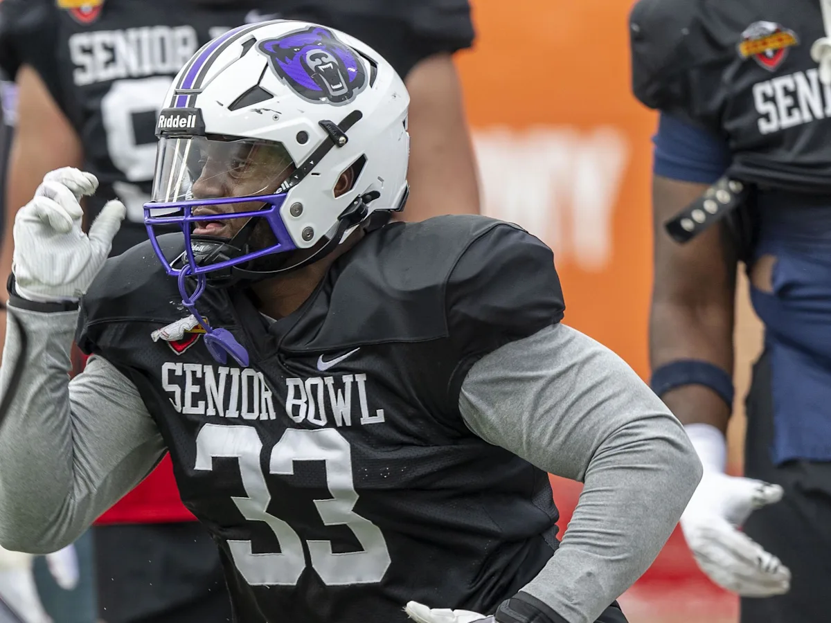 David Walker 2025 NFL Draft: C Arkansas EDGE Scouting Report